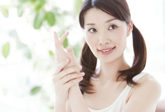 选择护肤品，记住这4句秘诀，不白白浪费钱